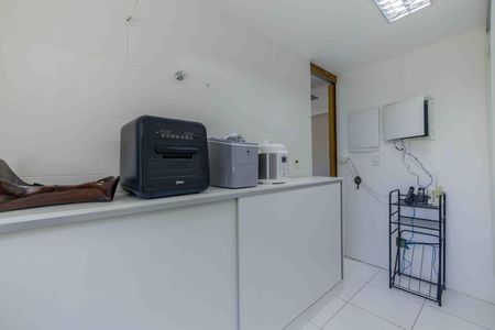 Apartamento à venda com 170m², 3 quartos e 3 vagas Apartamento à venda com 170m², 3 quartos e 3 vagasÁrea de Serviço
