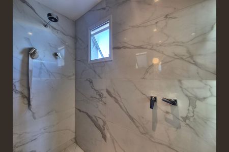 Apartamento à venda com 170m², 3 quartos e 3 vagasBanheiro da Suíte