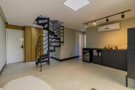 Apartamento à venda com 170m², 3 quartos e 3 vagas Apartamento à venda com 170m², 3 quartos e 3 vagasSala