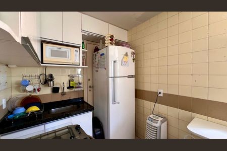 Apartamento à venda com 80m², 3 quartos e 1 vaga Apartamento à venda com 80m², 3 quartos e 1 vagaCozinha