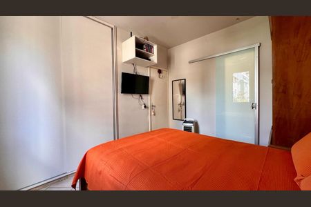 Apartamento à venda com 80m², 3 quartos e 1 vaga Apartamento à venda com 80m², 3 quartos e 1 vagaquarto