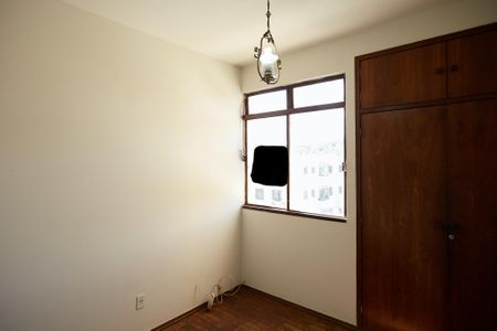 Apartamento à venda com 90m², 3 quartos e 2 vagasQuarto 2