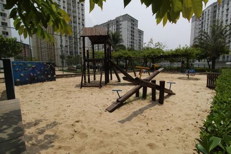 Apartamento para alugar com 55m², 2 quartos e 1 vagaÁrea comum - Playground