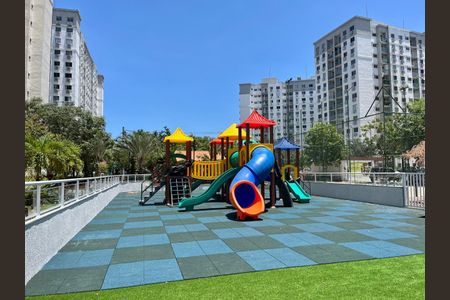 Apartamento para alugar com 55m², 2 quartos e 1 vaga Apartamento para alugar com 55m², 2 quartos e 1 vagaÁrea comum - Playground