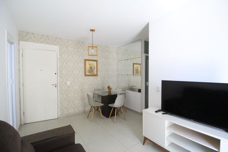 Apartamento para alugar com 55m², 2 quartos e 1 vagaSala