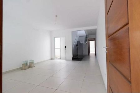 Casa à venda com 130m², 3 quartos e 2 vagas Casa à venda com 130m², 3 quartos e 2 vagasFoto 01