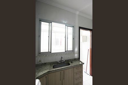 Apartamento para alugar com 65m², 2 quartos e 2 vagasCozinha