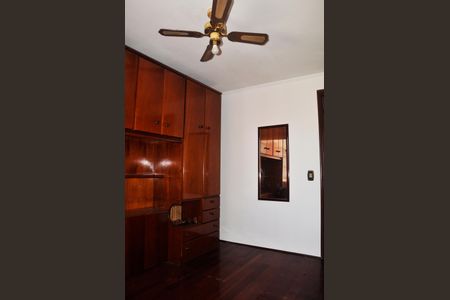 Apartamento para alugar com 56m², 2 quartos e 1 vagaQuarto 02