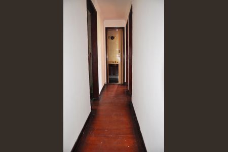 Apartamento para alugar com 56m², 2 quartos e 1 vagaCorredor Quartos