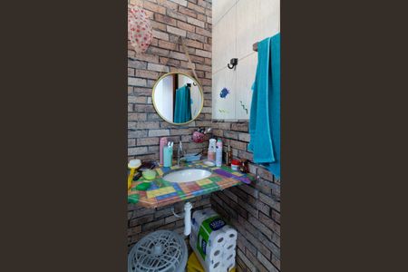 Casa à venda com 250m², 3 quartos e 2 vagasBanheiro da Suíte 2