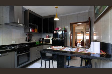 Casa à venda com 250m², 3 quartos e 2 vagasCozinha