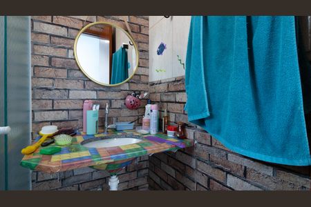 Casa à venda com 250m², 3 quartos e 2 vagasBanheiro da Suíte 2