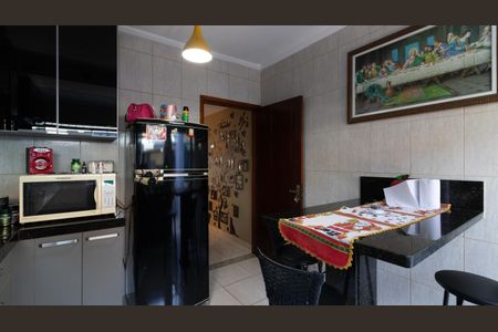 Casa à venda com 250m², 3 quartos e 2 vagasCozinha