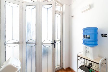 Casa para alugar com 460m², 4 quartos e 4 vagas Casa para alugar com 460m², 4 quartos e 4 vagasEntrada de Serviço