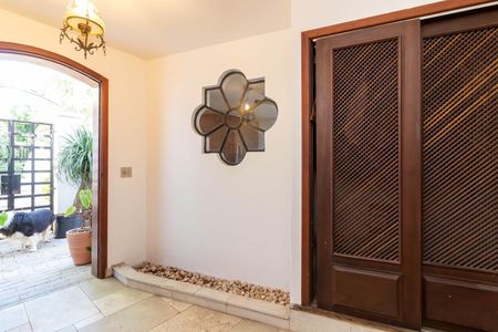 Casa para alugar com 460m², 4 quartos e 4 vagas Casa para alugar com 460m², 4 quartos e 4 vagasEntrada Social