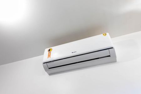 Casa para alugar com 460m², 4 quartos e 4 vagas Casa para alugar com 460m², 4 quartos e 4 vagasSala de TV