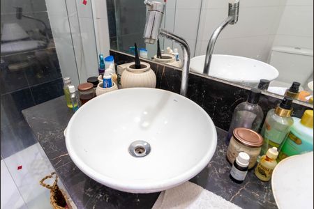 Casa para alugar com 460m², 4 quartos e 4 vagas Casa para alugar com 460m², 4 quartos e 4 vagasBanheiro da Suíte 1