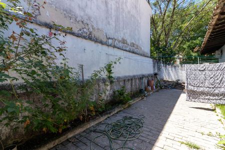 Casa para alugar com 460m², 4 quartos e 4 vagas Casa para alugar com 460m², 4 quartos e 4 vagasCorredor Lateral