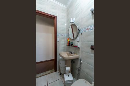 Casa à venda com 225m², 3 quartos e 6 vagasBanheiro Social