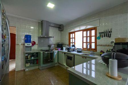 Casa à venda com 225m², 3 quartos e 6 vagasCozinha