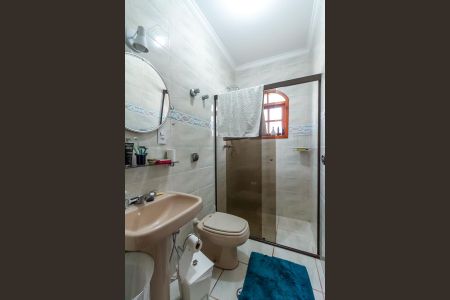 Casa à venda com 225m², 3 quartos e 6 vagasBanheiro Social