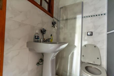 Casa à venda com 225m², 3 quartos e 6 vagasBanheiro da Garagem