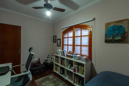 Casa à venda com 225m², 3 quartos e 6 vagasQuarto 2