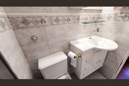 Apartamento à venda com 74m², 2 quartos e 1 vaga Apartamento à venda com 74m², 2 quartos e 1 vagaBanheiro da Suíte