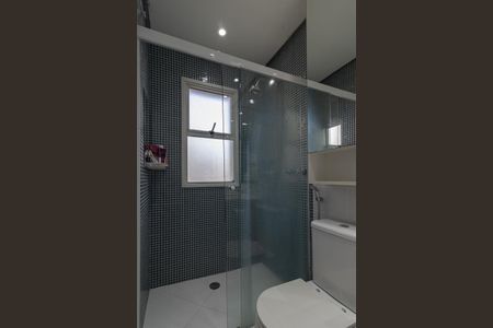 Apartamento à venda com 102m², 2 quartos e 2 vagasBanheiro da Suíte 1