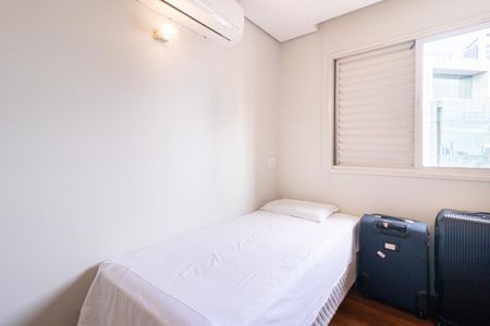 Apartamento à venda com 102m², 2 quartos e 2 vagasSuíte 2