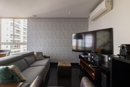 Sala de apartamento à venda com 2 quartos, 102m² em Vila Olímpia, São Paulo