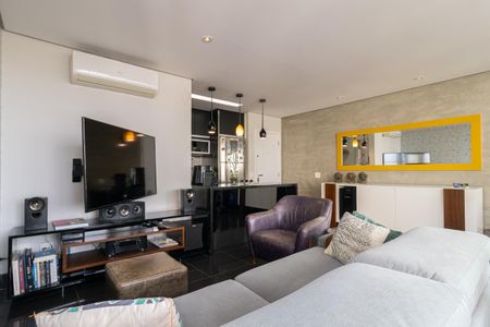 Sala de apartamento à venda com 2 quartos, 102m² em Vila Olímpia, São Paulo