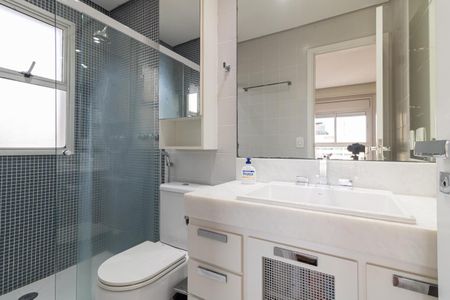 Apartamento à venda com 102m², 2 quartos e 2 vagasBanheiro da Suíte 1