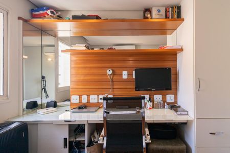 Apartamento à venda com 102m², 2 quartos e 2 vagasSuíte 2