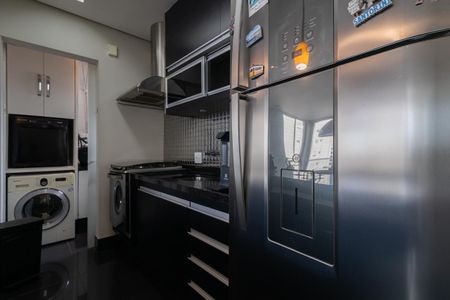 Apartamento à venda com 102m², 2 quartos e 2 vagasCozinha