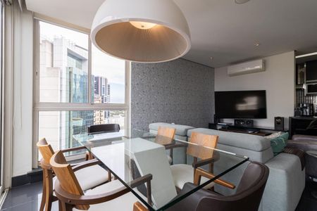 Apartamento à venda com 102m², 2 quartos e 2 vagasSala de Jantar