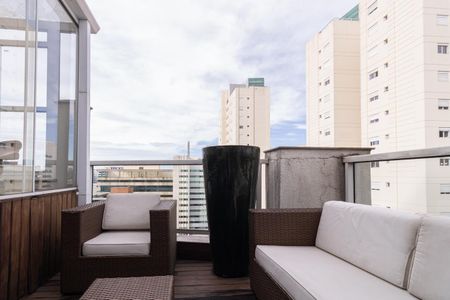 Apartamento à venda com 102m², 2 quartos e 2 vagasVaranda