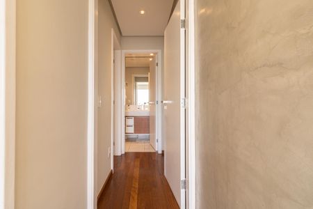 Apartamento à venda com 102m², 2 quartos e 2 vagasCorredor