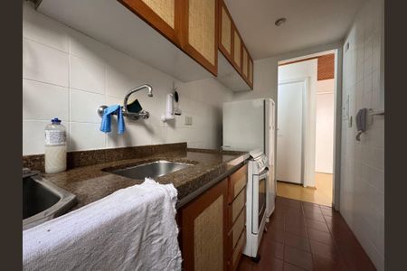 Apartamento à venda com 58m², 1 quarto e 1 vaga