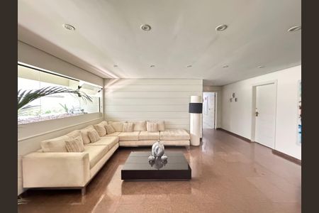 Apartamento à venda com 58m², 1 quarto e 1 vaga