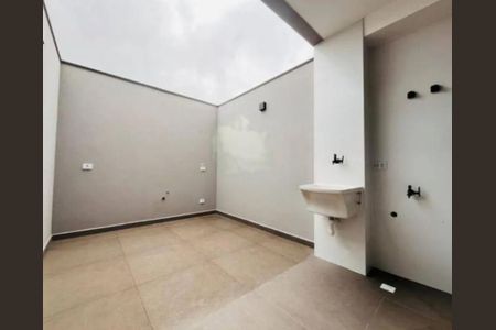 Casa à venda com 93m², 3 quartos e 2 vagas