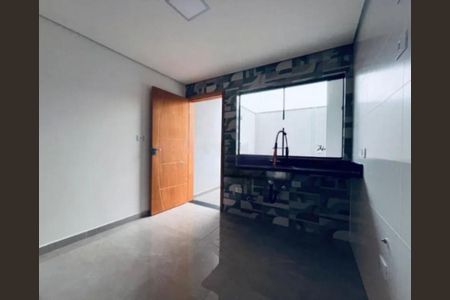 Casa à venda com 93m², 3 quartos e 2 vagas