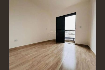 Casa à venda com 93m², 3 quartos e 2 vagas