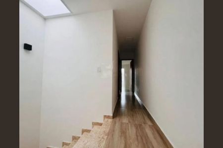 Casa à venda com 93m², 3 quartos e 2 vagas