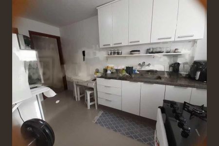 Apartamento à venda com 80m², 2 quartos e 1 vaga