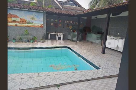 Casa de condomínio à venda com 465m², 5 quartos e 3 vagas