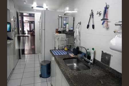 Casa de condomínio à venda com 465m², 5 quartos e 3 vagas