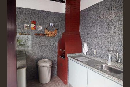 Casa de condomínio à venda com 465m², 5 quartos e 3 vagas