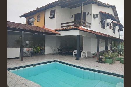 Casa de condomínio à venda com 465m², 5 quartos e 3 vagas