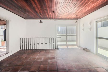 Apartamento à venda com 219m², 3 quartos e 2 vagasCobertura